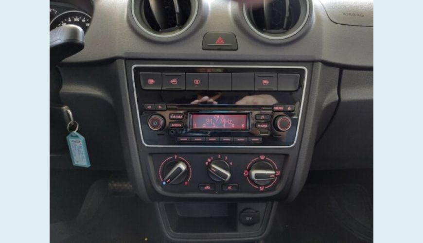 VOLKSWAGEN GOL 1.6 MI HIGHLINE 8V FLEX 4P AUT. - PRATA - 2014 Foto 8 (Grande)