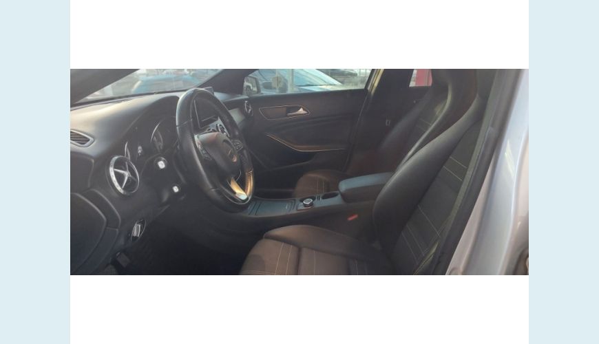 MERCEDES-BENZ GLA 200 1.6 CGI ADVANCE 16V TURBO FLEX 4P AUT. - N/D - 2016 Foto 8 (Grande)
