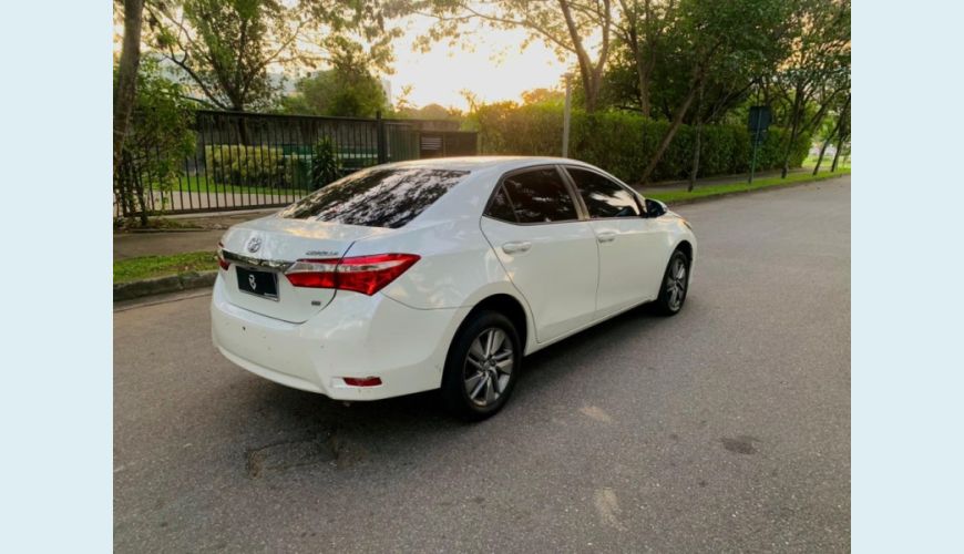 TOYOTA COROLLA 1.8 GLI 16V FLEX 4P AUT. - N/D - 2017 Foto 8 (Grande)