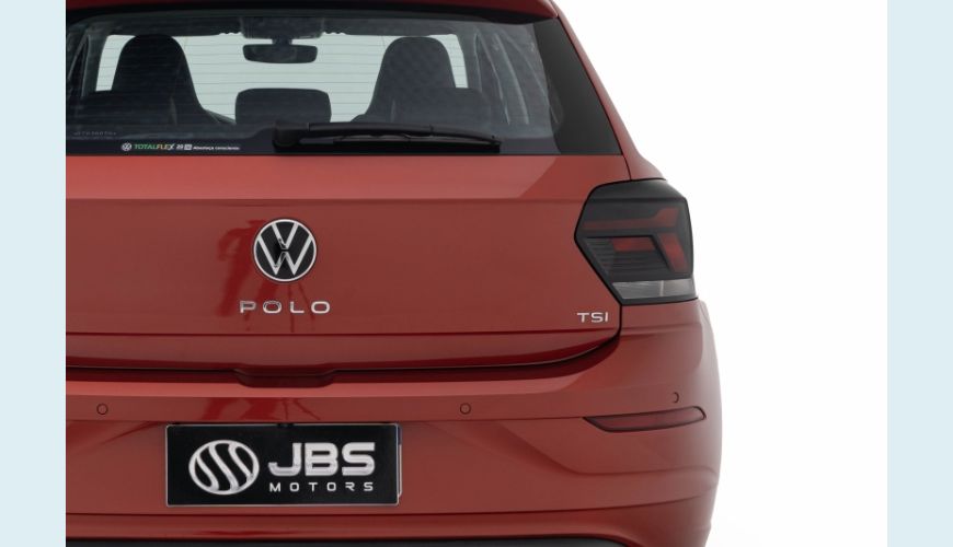 VOLKSWAGEN POLO 1.0 170 TSI HIGHLINE AUT. - VERMELHO - 2024 Foto 8 (Grande)