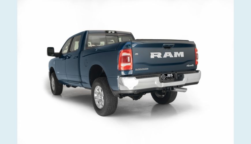 DODGE RAM 2500 6.7 I6 TURBO DIESEL LARAMIE CD 4X4 AUT. - AZUL - 2023 Foto 8 (Grande)
