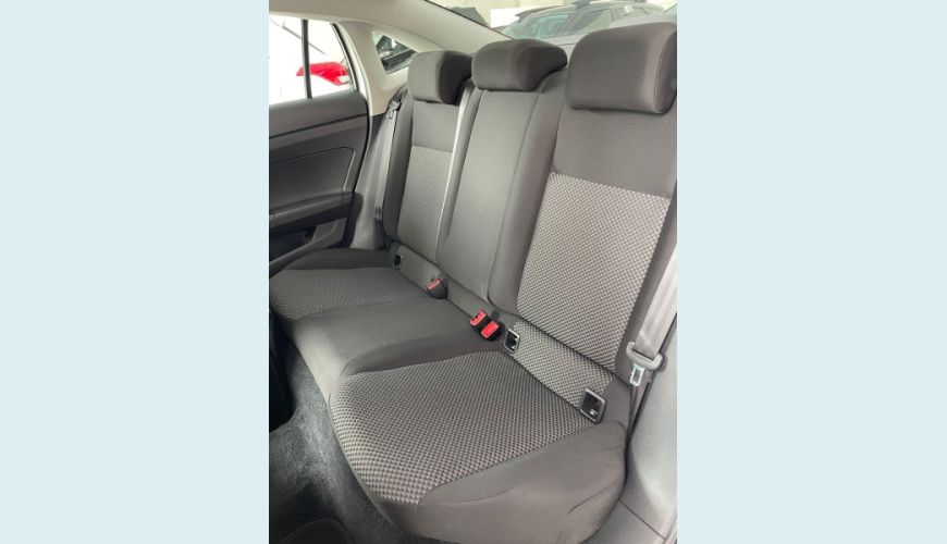 VOLKSWAGEN VIRTUS 1.6 MSI TOTAL FLEX AUT. - BRANCO - 2020 Foto 8 (Grande)