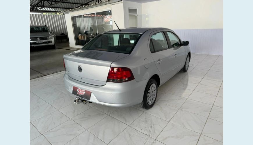 VOLKSWAGEN VOYAGE 1.0 MI 8V FLEX 4P MANUAL - PRATA - 2010 Foto 8 (Grande)