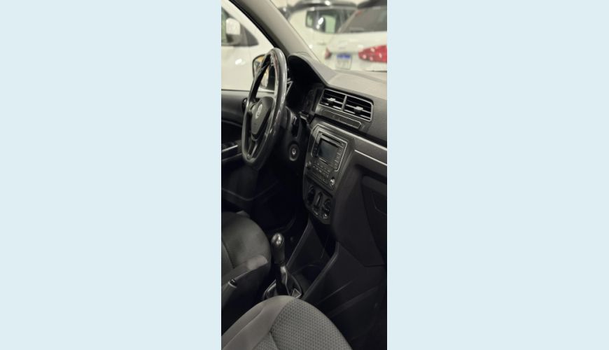 VOLKSWAGEN GOL 1.0 12V MPI TOTALFLEX 4P MANUAL - BRANCO - 2023 Foto 8 (Grande)