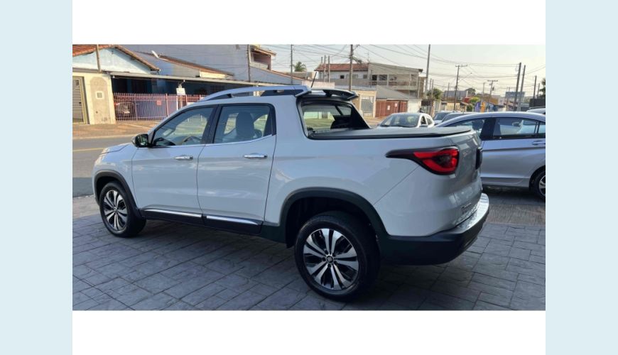 FIAT TORO 1.3 TURBO 270 FLEX VOLCANO AT6 - N/D - 2022 Foto 8 (Grande)