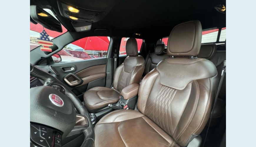 FIAT TORO 2.0 16V TURBO DIESEL RANCH 4WD AT9 - BRANCO - 2019 Foto 8 (Grande)