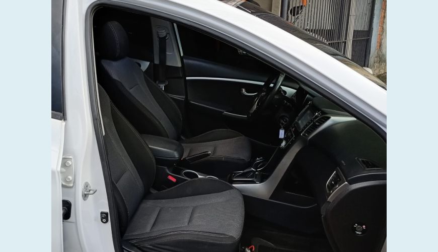 HYUNDAI I30 1.8 16V AUT. 5P - BRANCO - 2016 Foto 8 (Grande)