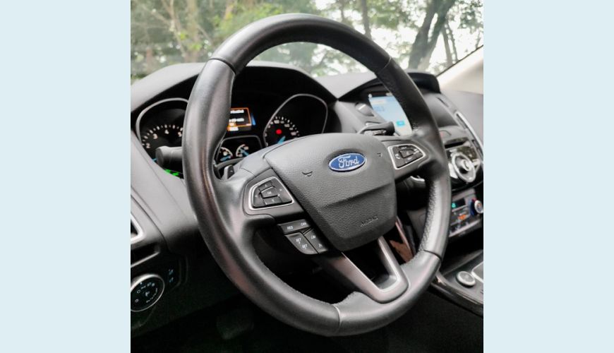 FORD FOCUS SEDAN TITANIUM 2.0 AUT. - CINZA - 2019 Foto 8 (Grande)