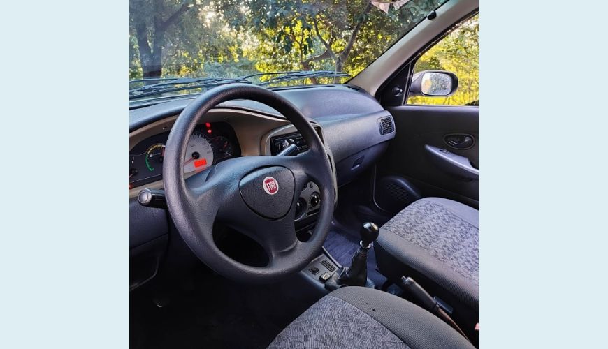 FIAT PALIO CELEBRATION 1.0 FIRE - PRATA - 2010 Foto 8 (Grande)