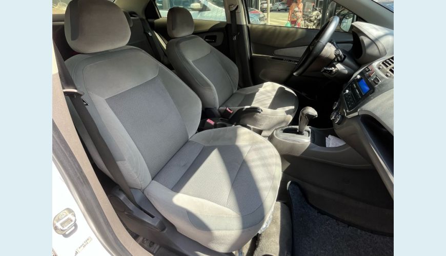 CHEVROLET COBALT LTZ 1.8 8V ECONO.FLEX 4P AUT. - BRANCO - 2013 Foto 8 (Grande)