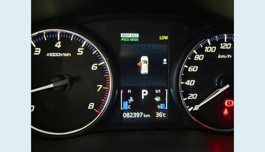 MITSUBISHI OUTLANDER 3.0 GT - BRANCO - 2018 Foto 8 (Grande)