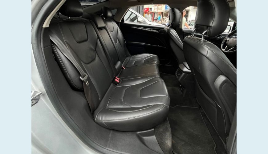 FORD FUSION TITANIUM 2.0 GTDI ECO. AWD AUT. - PRATA - 2013 Foto 8 (Grande)
