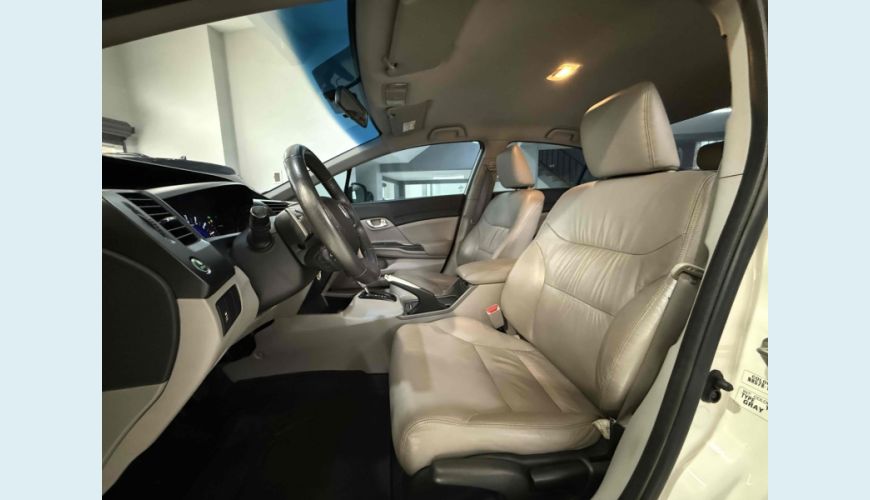 HONDA CIVIC - BRANCO - 2016 Foto 8 (Grande)