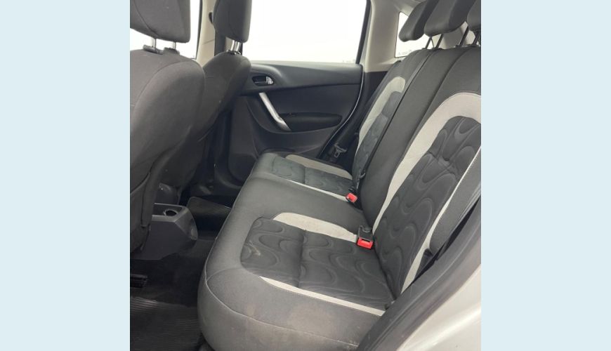 CITROËN C3 90M TENDANCE - PRATA - 2014 Foto 8 (Grande)