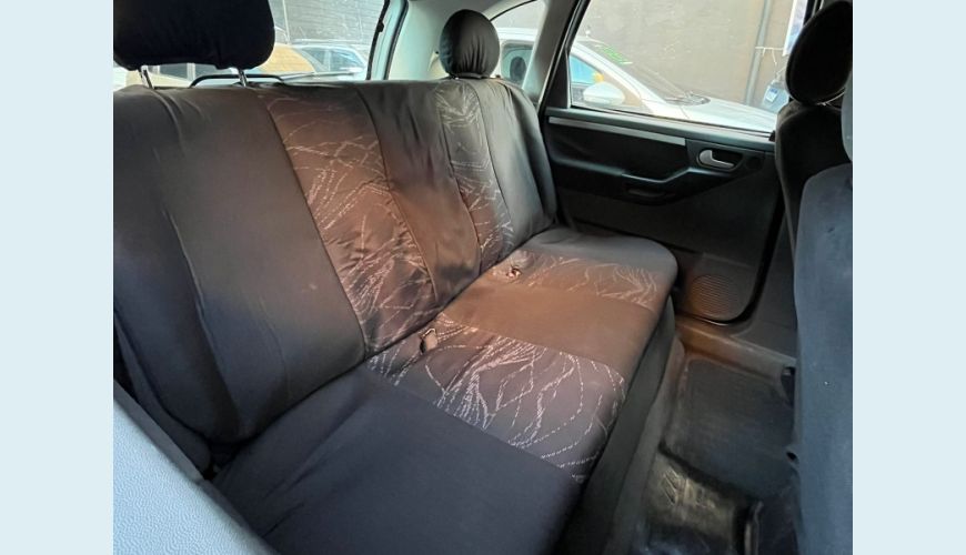 CHEVROLET MERIVA PREMIUM 1.8 MPFI 8V FLEXPOWER - PRATA - 2010 Foto 8 (Grande)