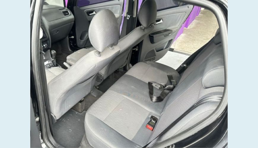 VOLKSWAGEN FOX - PRETO - 2012 Foto 8 (Grande)