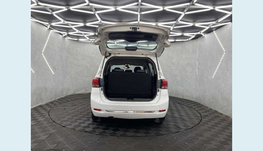CHEVROLET SPIN PREMIER 7S 1.8 AUT. FLEX - BRANCO - 2022 Foto 8 (Grande)