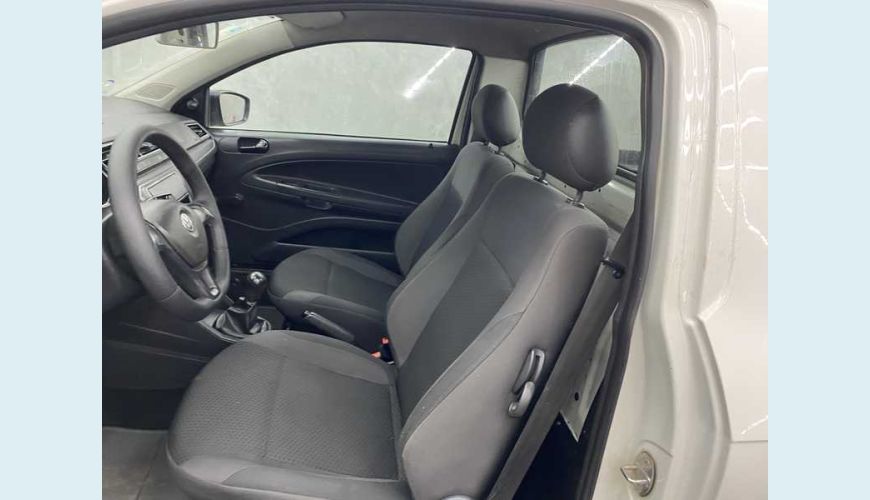 VOLKSWAGEN SAVEIRO ROBUST 1.6 MSI CS FLEX - BRANCO - 2020 Foto 8 (Grande)