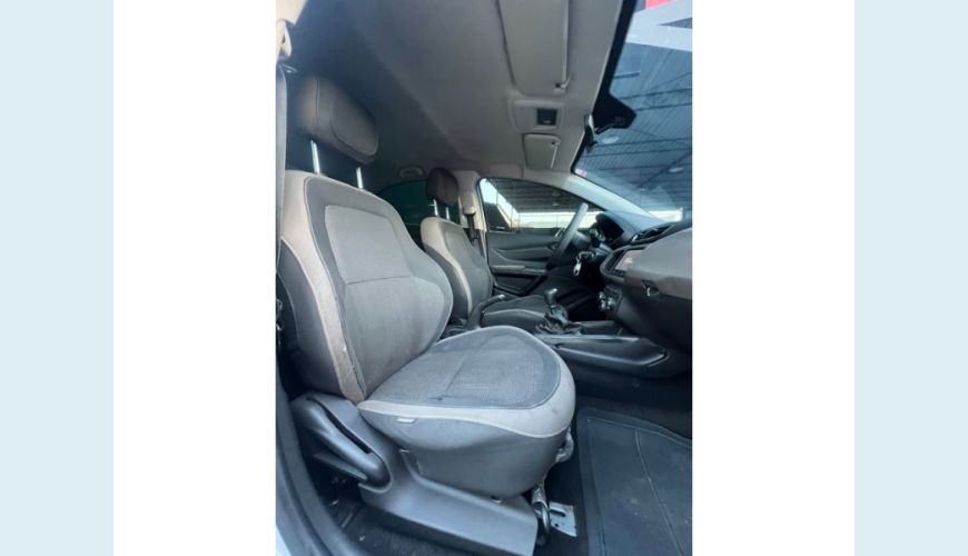 CHEVROLET PRISMA - PRATA - 2014 Foto 8 (Grande)