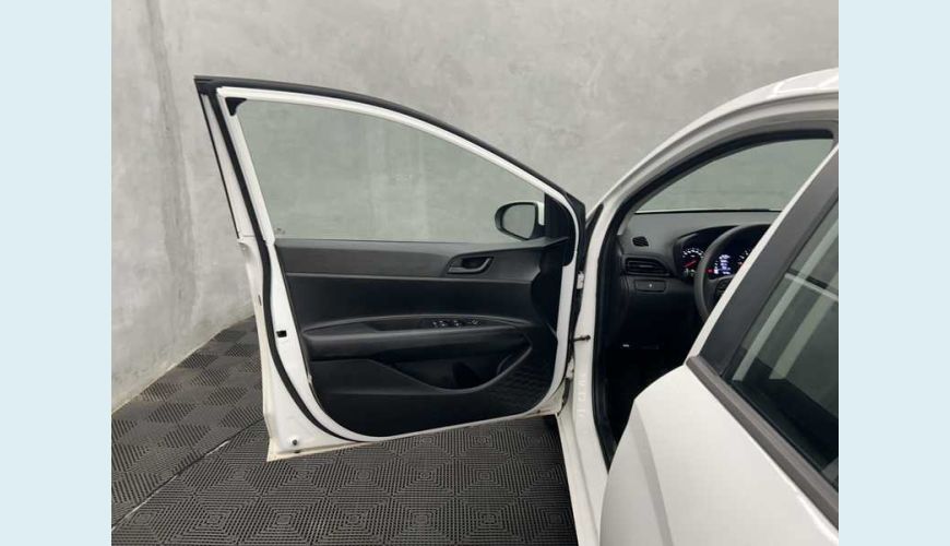 HYUNDAI HB 20 COMFORT 1.0 FLEX - BRANCO - 2023 Foto 8 (Grande)