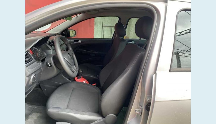 VOLKSWAGEN VOYAGE 1.6 TRENDLINE FLEX - PRATA - 2018 Foto 8 (Grande)