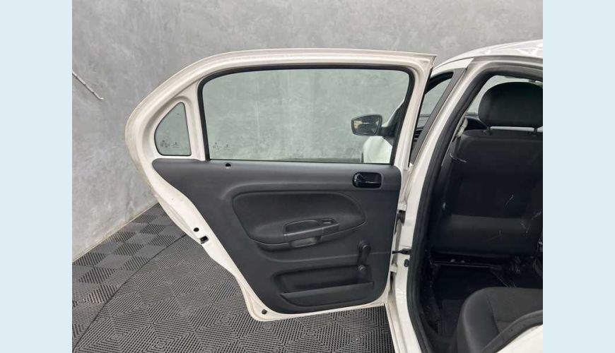 VOLKSWAGEN VOYAGE 1.0 MPI FLEX - BRANCO - 2022 Foto 8 (Grande)