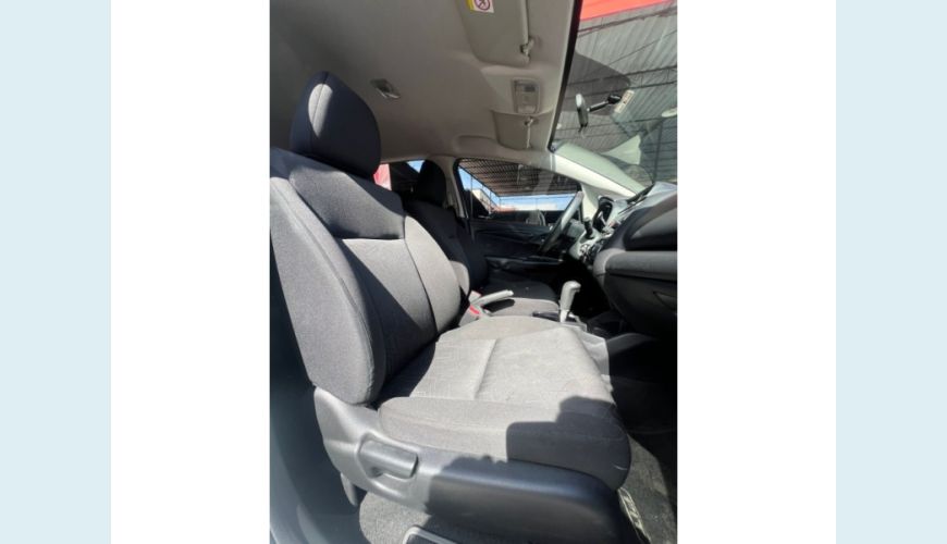 HONDA FIT - BRANCO - 2015 Foto 8 (Grande)
