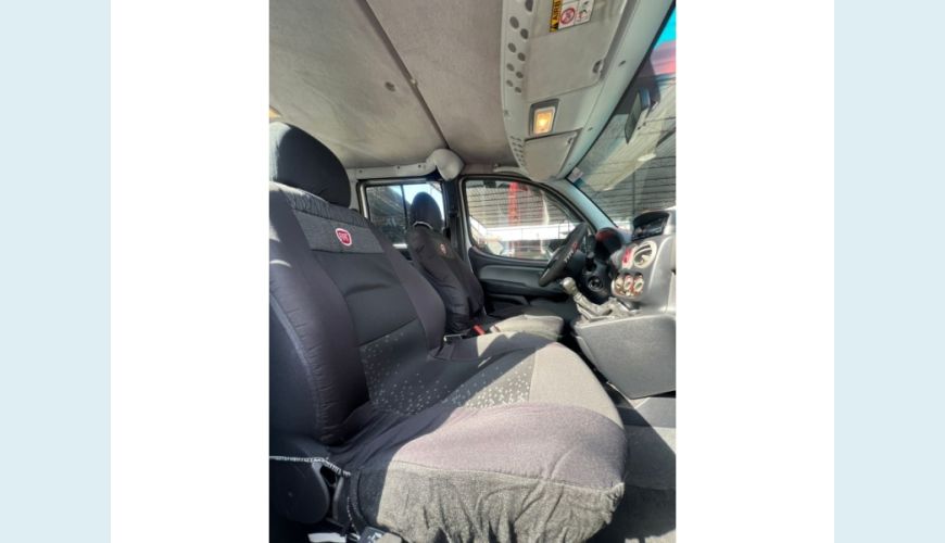 FIAT DOBLO - PRATA - 2016 Foto 8 (Grande)