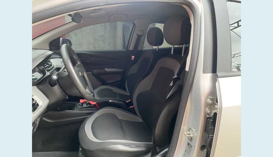 CHEVROLET ONIX 1.0 LT SPE/4 - PRATA - 2015 Foto 8 (Grande)