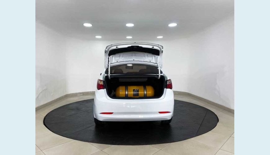 HYUNDAI HB 20S 1.0 COMFORT PLUS FLEX - BRANCO - 2015 Foto 8 (Grande)