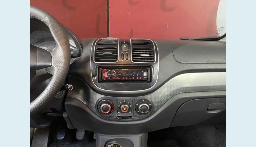 FIAT GRAND SIENA EVO ATTRACTIVE 1.4 8V FLEX - PRETO - 2015 Foto 8 (Grande)