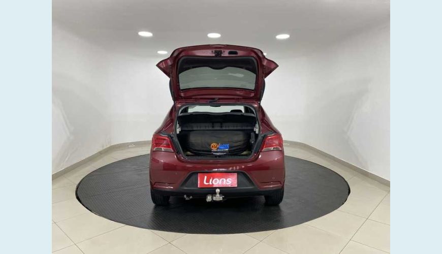 CHEVROLET ONIX 1.0 LT SPE/4 - VERMELHO - 2018 Foto 8 (Grande)