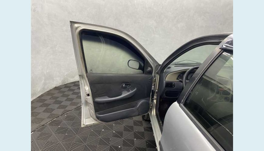 FIAT SIENA FIRE 1.0 8V FLEX - PRATA - 2010 Foto 8 (Grande)