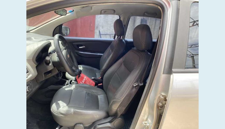 CHEVROLET SPIN LT 5S 1.8 AUT. FLEX - PRATA - 2016 Foto 8 (Grande)