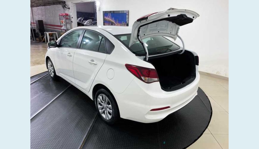 HYUNDAI HB 20S 1.0 UNIQUE FLEX - BRANCO - 2019 Foto 8 (Grande)