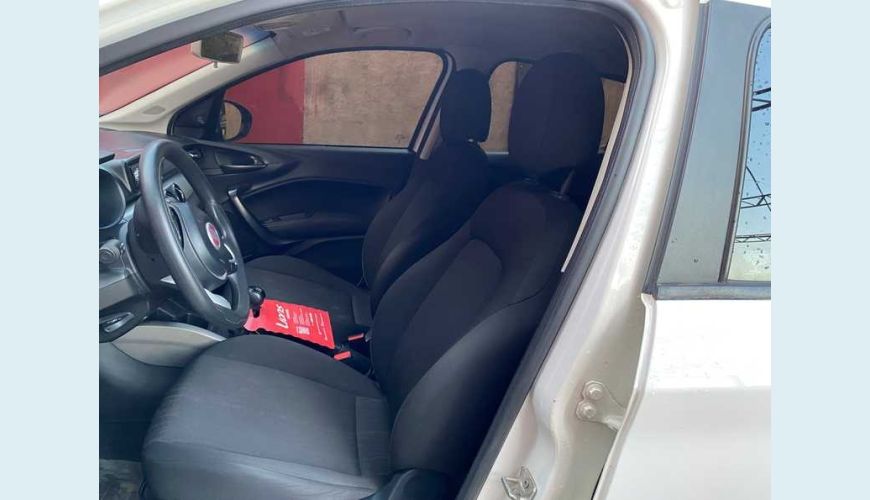 FIAT ARGO DRIVE 1.0 FIREFLY FLEX - BRANCO - 2019 Foto 8 (Grande)