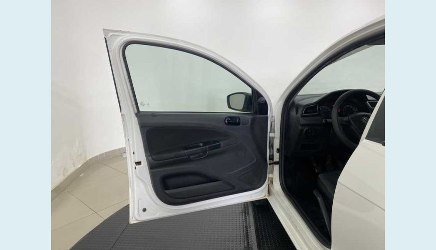 VOLKSWAGEN GOL 1.0 12V FLEX - BRANCO - 2020 Foto 8 (Grande)