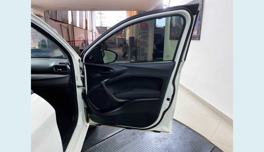 FIAT CRONOS 1.3 DRIVE FIREFLY FLEX - BRANCO - 2019 Foto 8 (Grande)