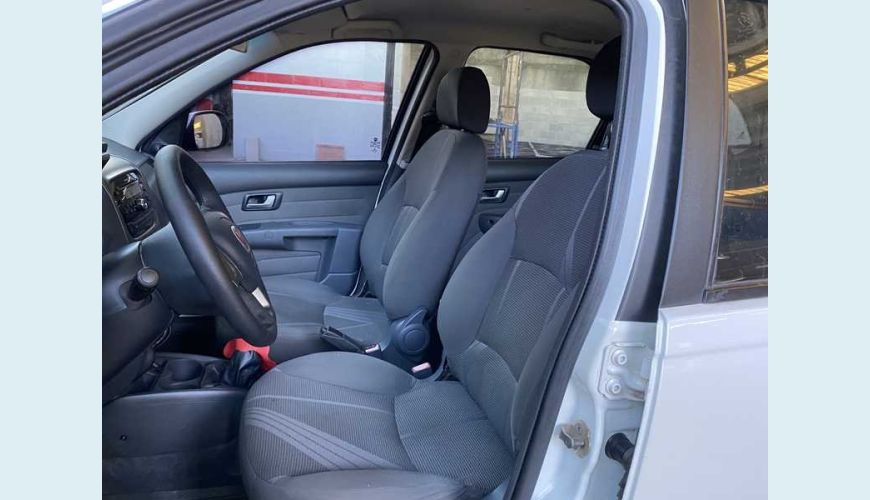 FIAT PALIO WEEKEND ATTRACTIVE 1.4 FIRE FLEX - BRANCO - 2020 Foto 8 (Grande)