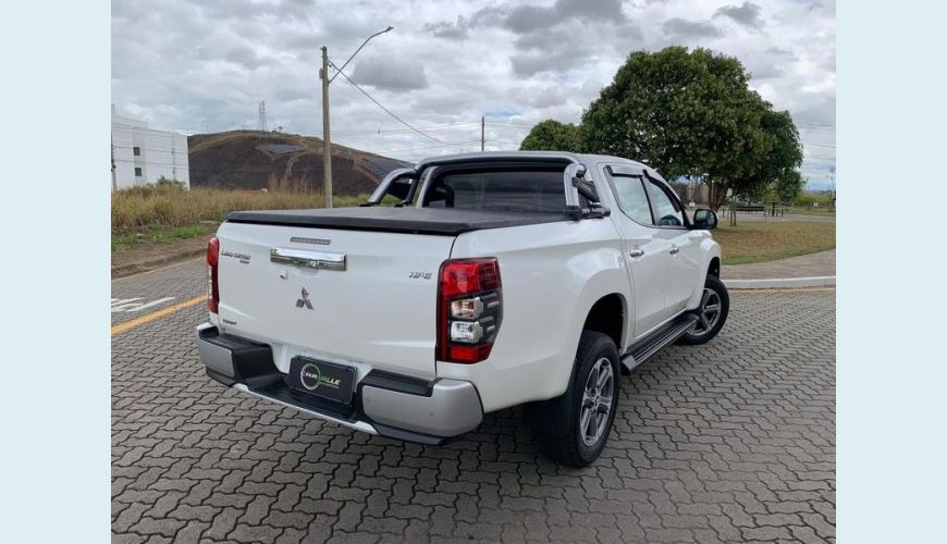 MITSUBISHI TRITON SPORT HPE - BRANCO - 2022 Foto 8 (Grande)