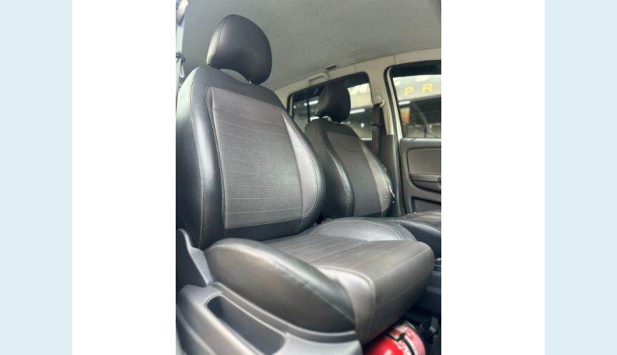 VOLKSWAGEN SPACE CROSS - BRANCO - 2014 Foto 8 (Grande)