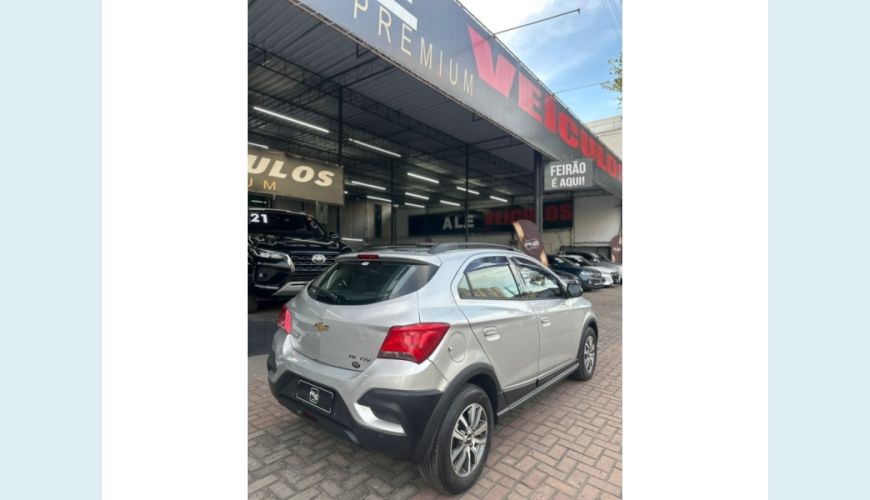 CHEVROLET ONIX - PRATA - 2019 Foto 8 (Grande)