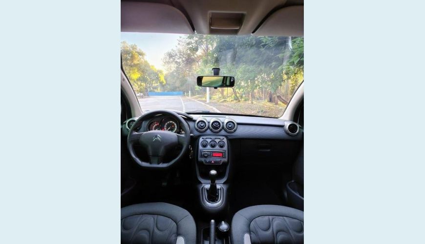 CITROËN C3 90M TENDANCE - BRANCO - 2014 Foto 8 (Grande)