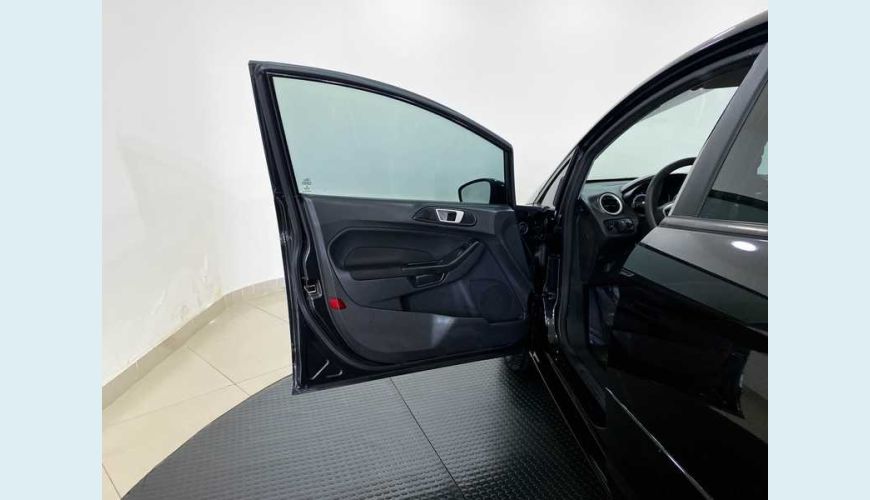 FORD NEW FIESTA HATCH NEW FIESTA SE 1.6 16V - PRETO - 2018 Foto 8 (Grande)