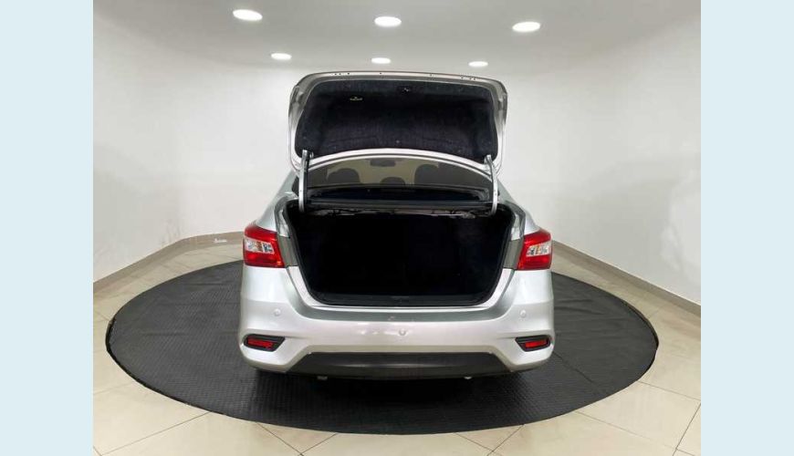 NISSAN SENTRA SV 2.0 16V CVT FLEX - PRATA - 2017 Foto 8 (Grande)