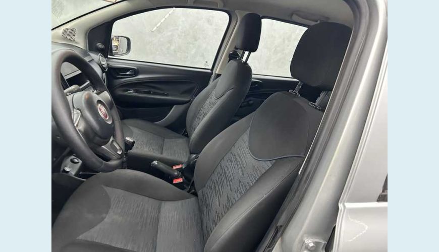 FIAT UNO ATTRACTIVE 1.0 8V FLEX 4P - PRATA - 2020 Foto 8 (Grande)