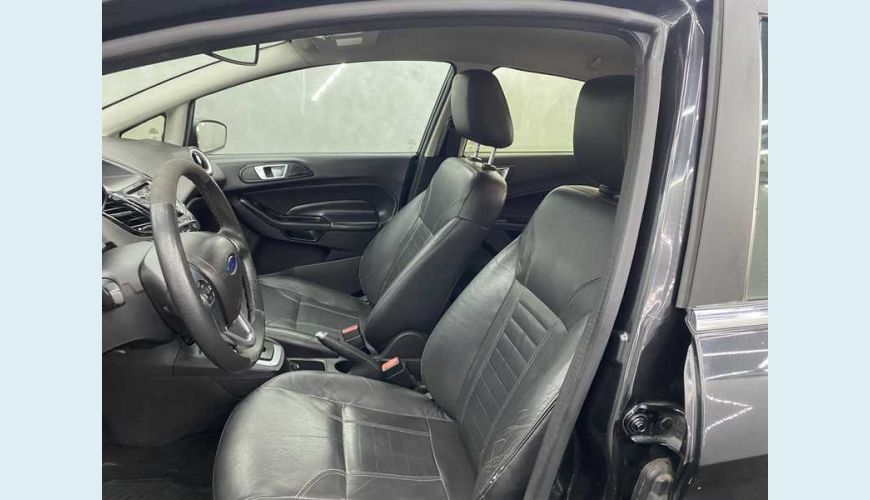 FORD NEW FIESTA HATCH NEW FIESTA TITANIUM 1.6 16V POWERSHIFT - PRATA - 2015 Foto 8 (Grande)