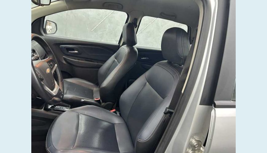 CHEVROLET SPIN PREMIER 1.8 (AUT.) - PRATA - 2023 Foto 8 (Grande)