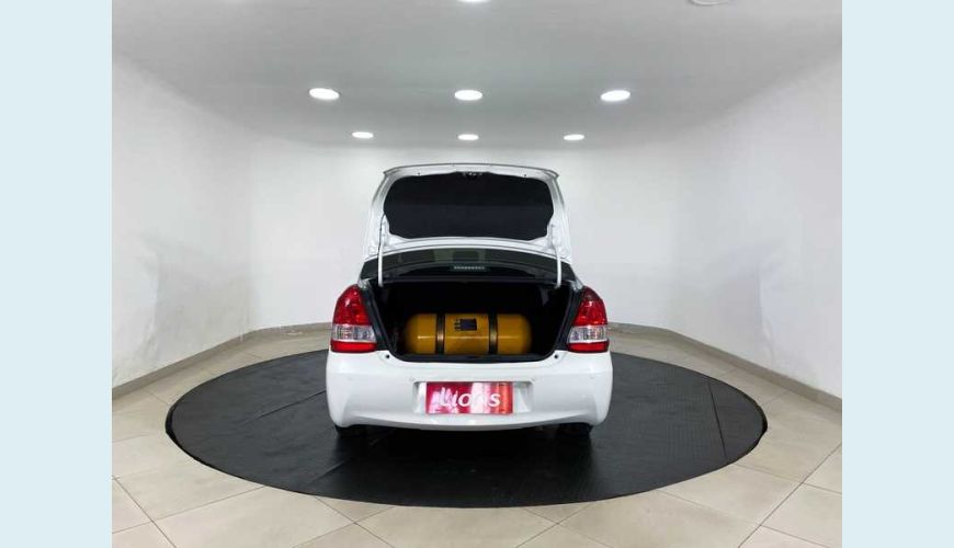 TOYOTA ETIOS SEDAN XLS 1.5 AUT. FLEX - BRANCO - 2017 Foto 8 (Grande)