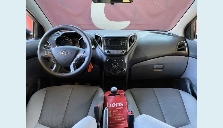 HYUNDAI HB 20S 1.0 COMFORT PLUS FLEX - PRATA - 2017 Foto 8 (Grande)